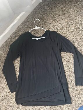 Threads 4 Thought Black Layered-Hem Long Sleeve Top